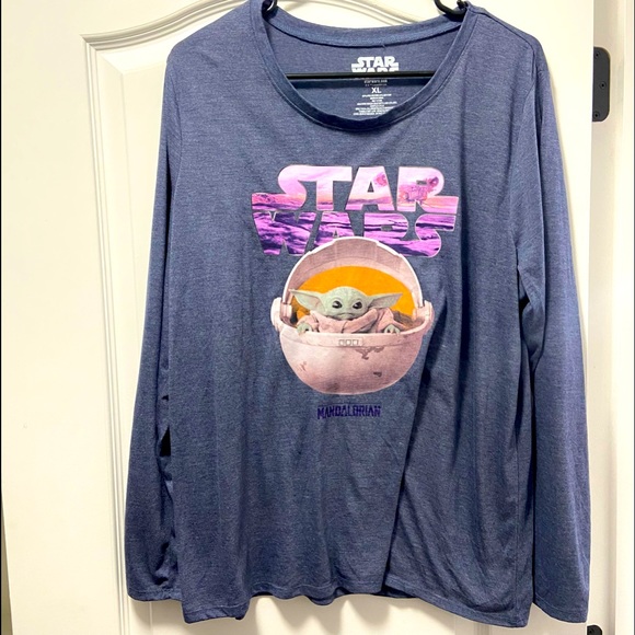 Star Wars the Mandalorian Baby Yoda Long Sleeve Tee Women’s Size XL - Picture 4 of 7